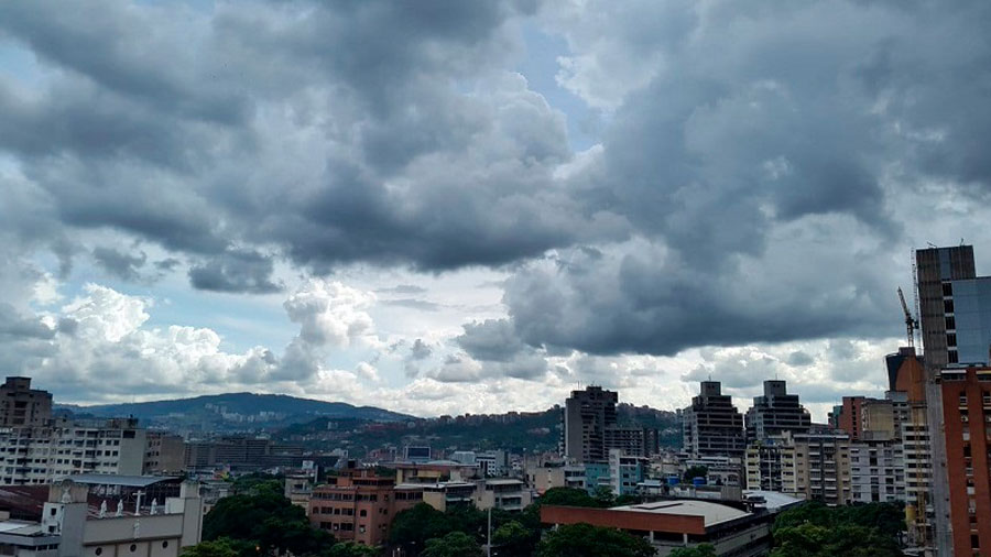 Cielo Nublado 26250
