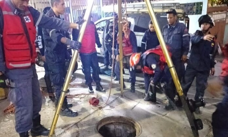 Muere Al Caer En Una Boca De Visita En Caracas Rt