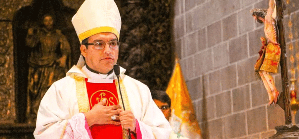 Obispo Acusado De Tener 17 Amantes Es Expuesto Por Su Empleada Domestica En Peru Elorientaldemongas.com 7 De Octubre Del 2025 1024x477 1