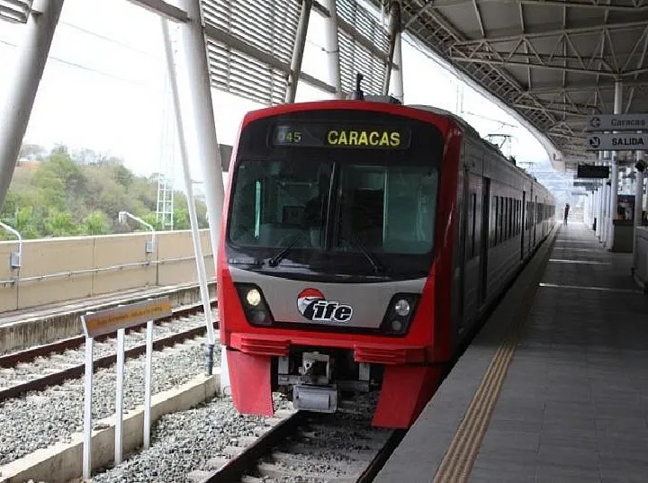¡Toma Previsiones Ferrocarril Caracas Cua Con Horario Especial En Navidad Y Ano Nuevo ¡Toma Previsiones Ferrocarril Caracas Cua Con Horario Especial En Navidad Y Ano Nuevo