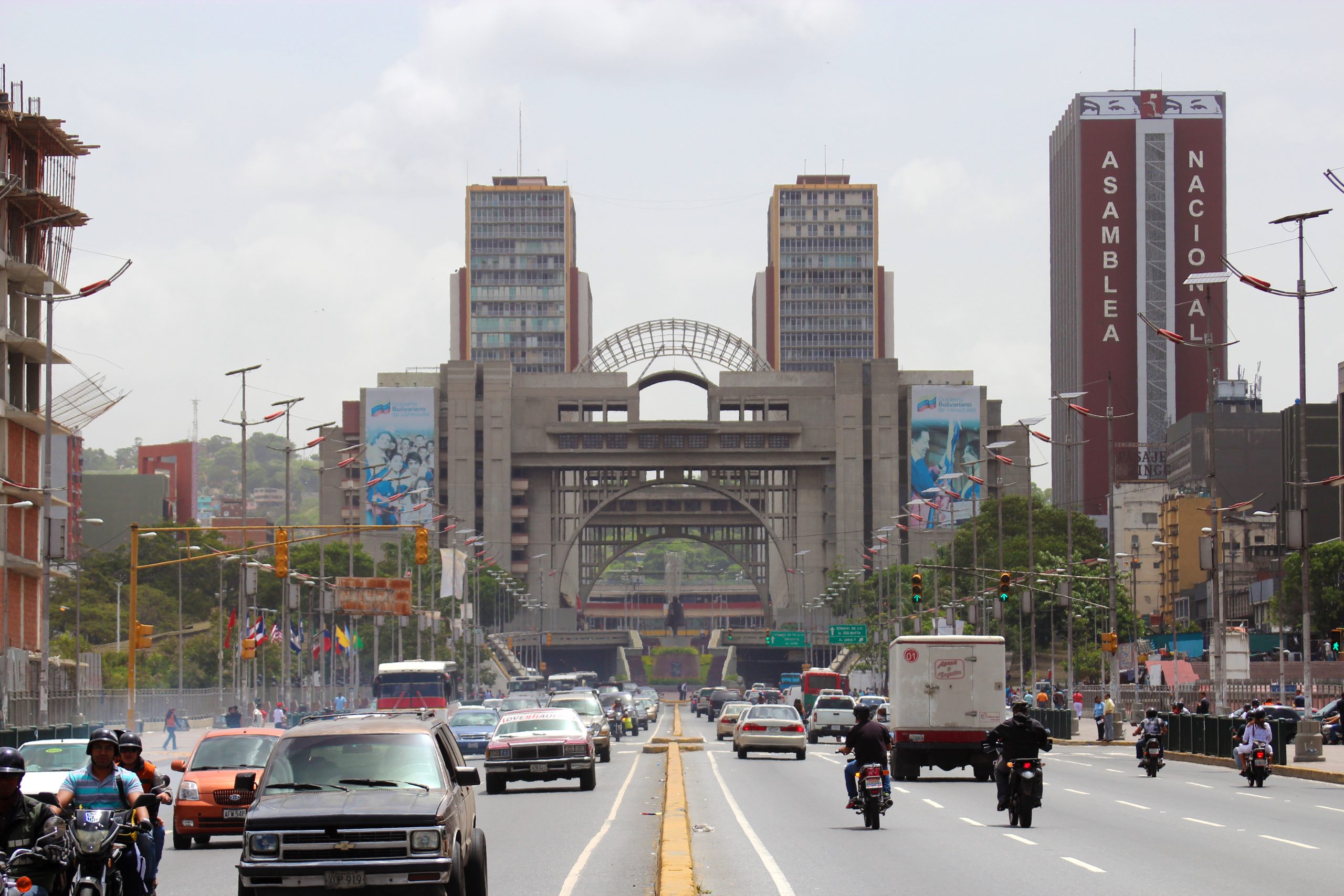 Av. Bolivar De Caracas Av. Bolivar De Caracas