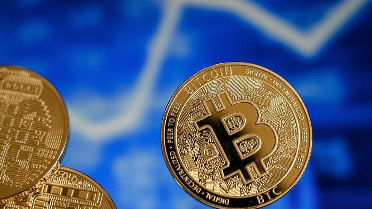 Valor Del Bitcoin Supera Los 100000 Dolares Por Primera Vez En Meses 174910