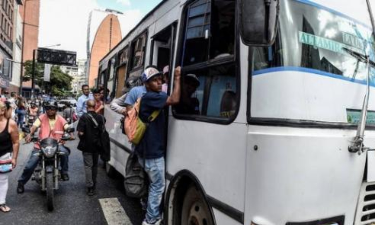 Transportistas Solicitan Aumento A 25 Bolivares El Pasaje Por Alza Indiscrimanda Del Dolar E Insumos